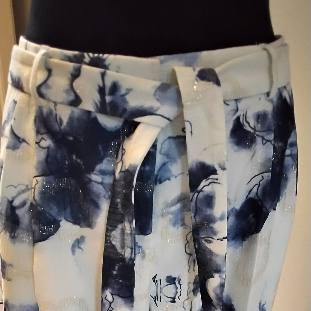 Ladies Tahari Floral Print Pant Suit - Picture 15 of 16
